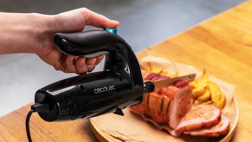 Nóż elektrinis Cecotec Cecotec Elektrinė peilis Cut-Eat 1800 Juodas