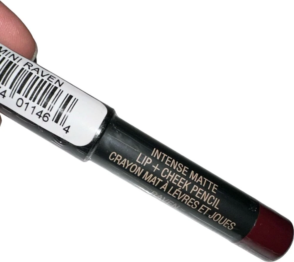 „Nudestix Intense Matte“ lūpų pieštukas ir skruostų skaistalai 2 viename „Raven“ 2,5 g