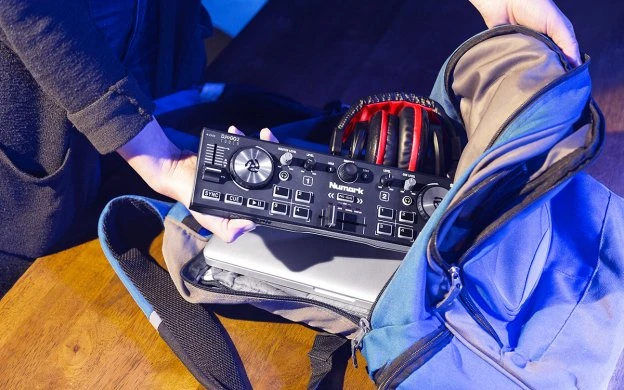 DJ pultelis Numark, 2 kanalai, USB