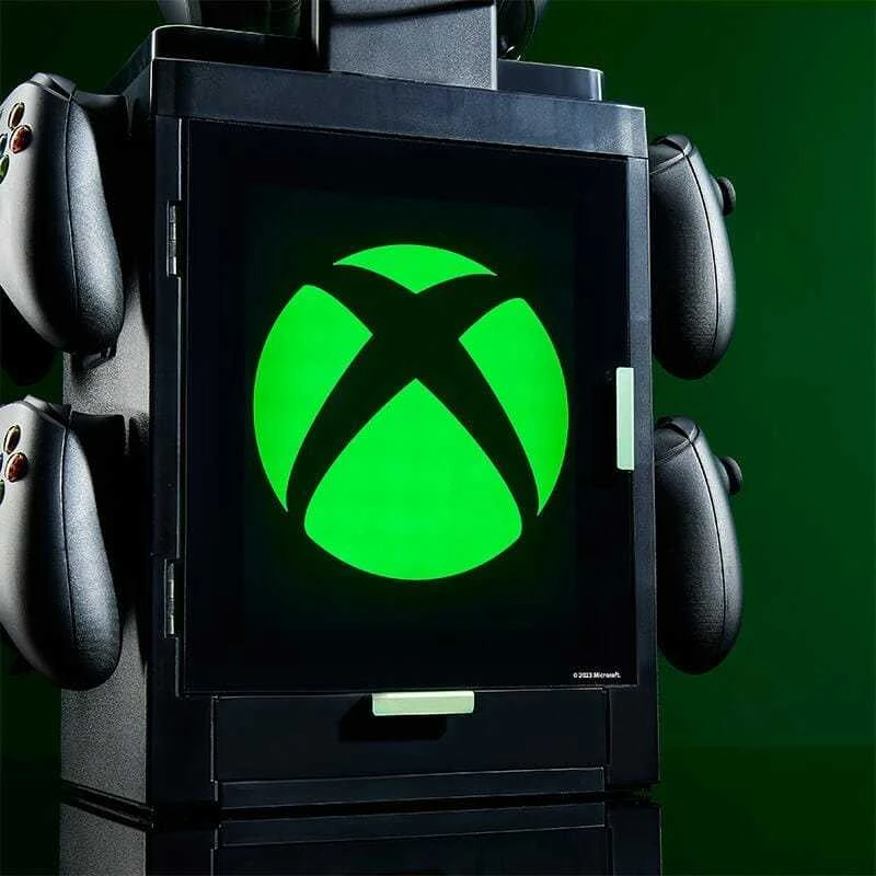 Numskull Stojak na priedai Gaming Locker XBOX Logo