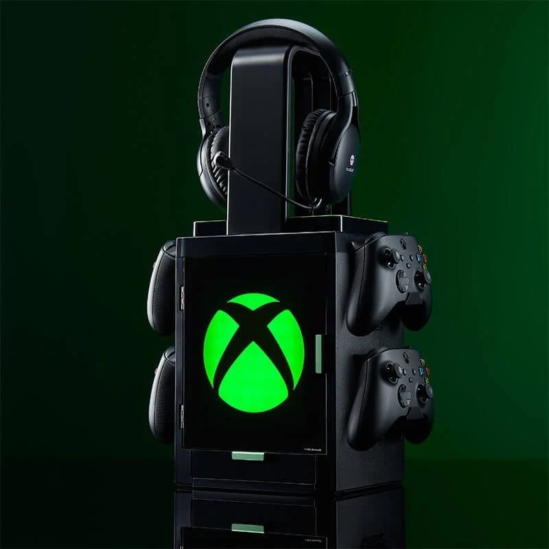 Numskull Stojak na priedai Gaming Locker XBOX Logo