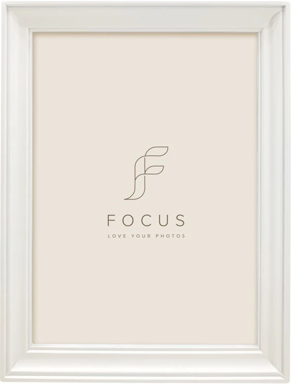 Ramka Focus Calla Baltas 24x30