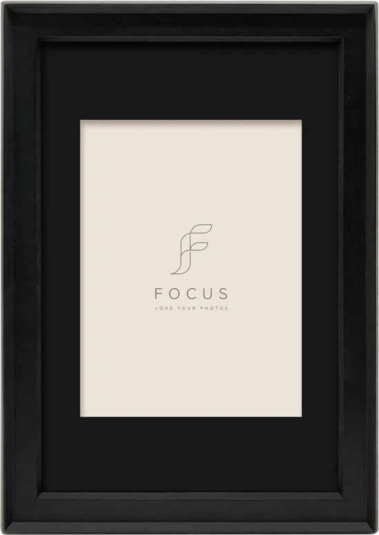 "Ramka Focus Darcey juoda 20x30 / PP 15x20"