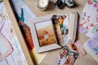 Nuotraukų rėmelis „Woodflow FrameFlip A3“ rėmelis – balinta mediena
