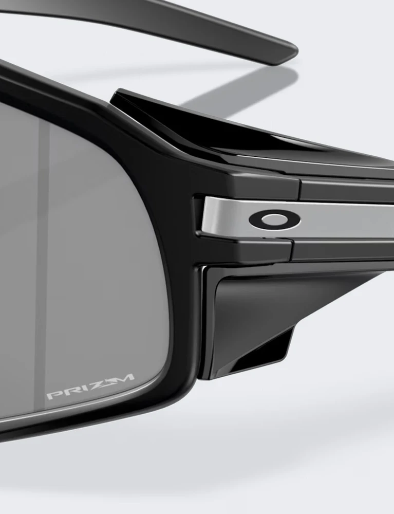 Oakley Latch Panel akiniai, šoninė detalė