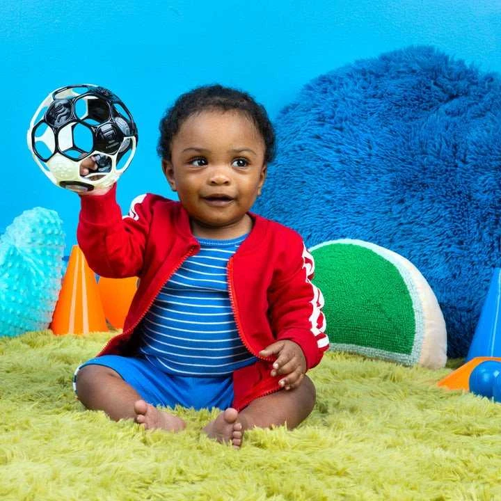 OBALL Rattle Soccer Ball 13cm Juodas Baltas 0m+
