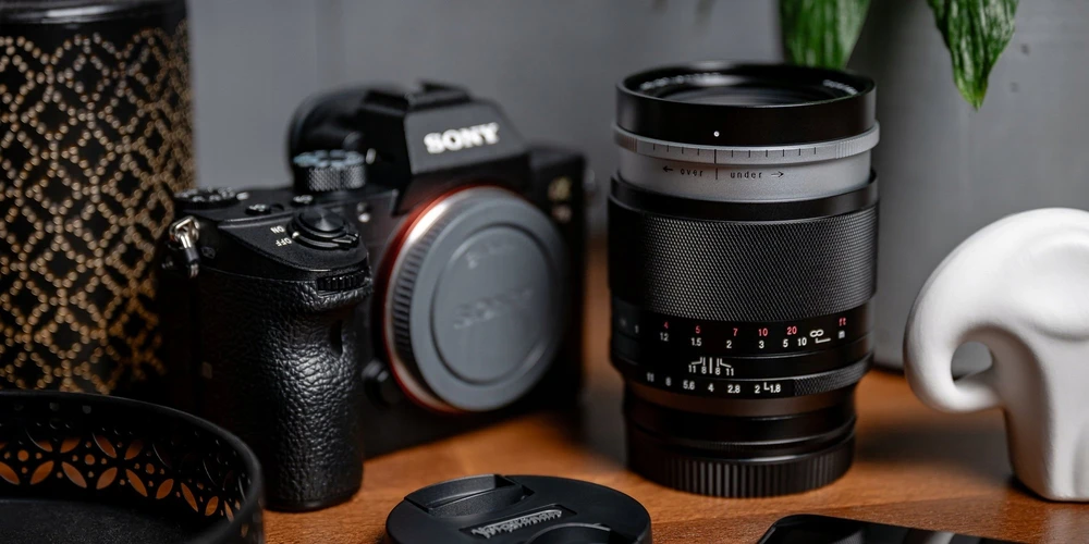 Objektyvas Voigtlander Portrait Heliar 75 mm f/1,8, skirtas Sony E