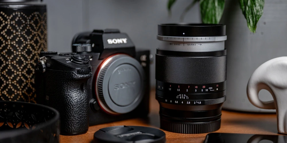 Objektyvas Voigtlander Portrait Heliar 75 mm f/1,8, skirtas Sony E