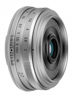 „Voigtlander Ultron 27mm f/2.0“ objektyvas, skirtas „Fujifilm X“ – sidabrinis