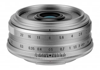 „Voigtlander Ultron 27mm f/2.0“ objektyvas, skirtas „Fujifilm X“ – sidabrinis
