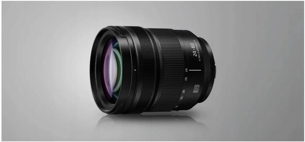 „Panasonic Lumix S 24-60mm f/2.8“ objektyvas