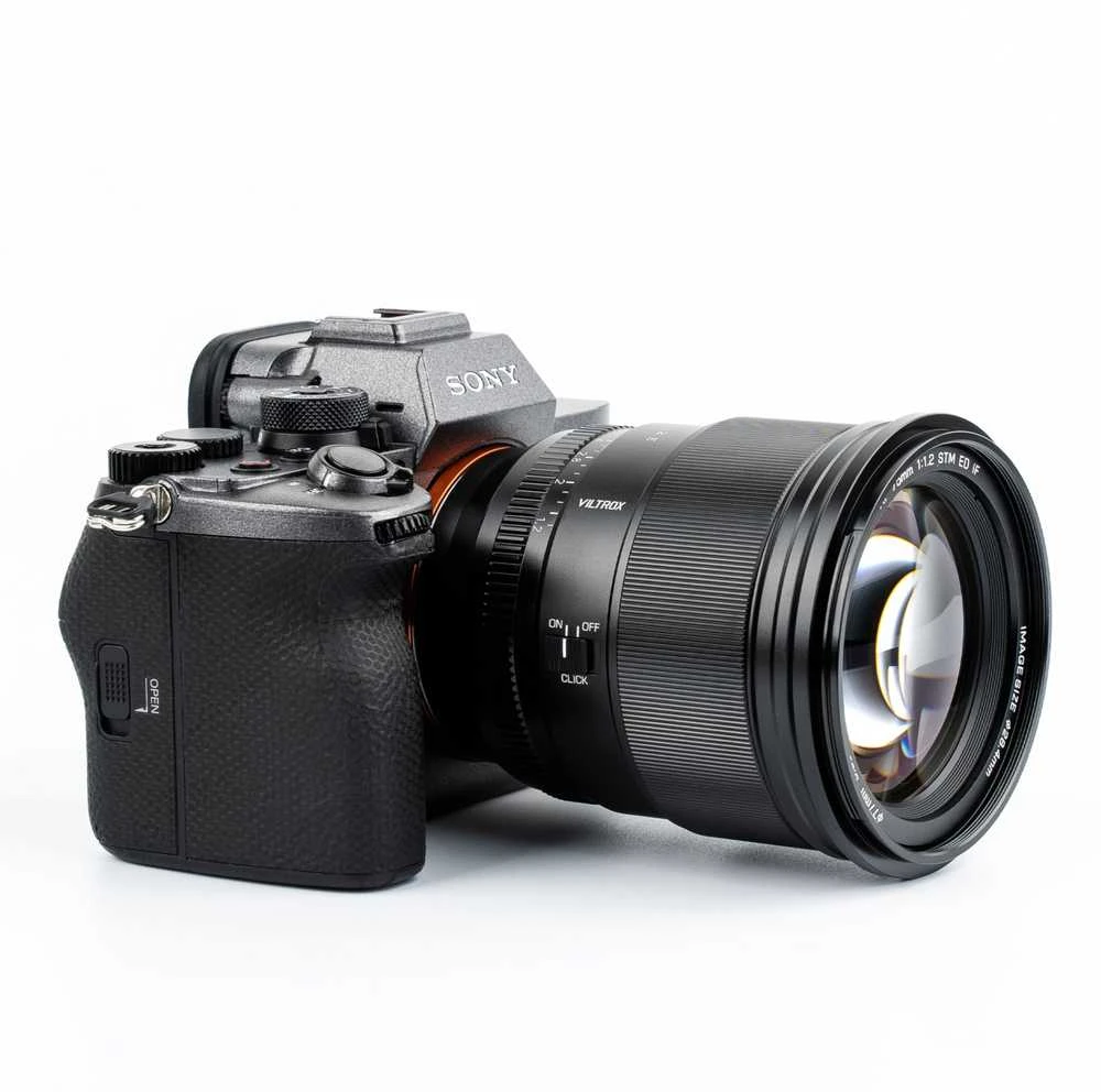 Objektyvas - Viltrox AF 75mm F1.2 Sony E automatinio fokusavimo objektyvas