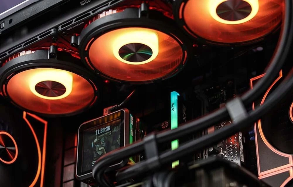 „Darkflash F1“ kompiuterio korpusas (Baltas) + 6 ARGB ventiliatoriai
