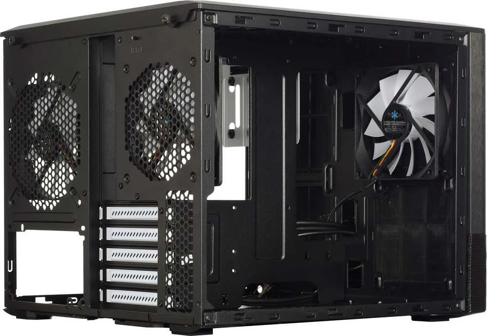 Obudowa Fractal Design Node 804 (FD-CA-NODE-804-BL-W)