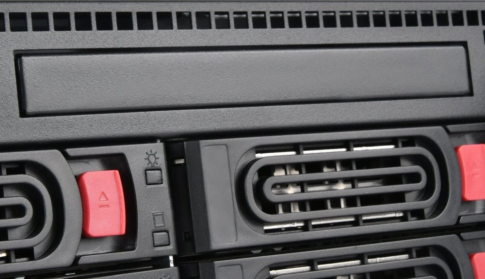 SilverStone RM21–308 Rackmount Serverio dėklas, 2U, Micro–ATX – juoda