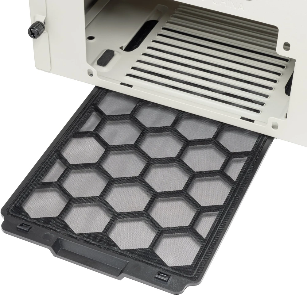 „SilverStone FLP02“, bokšto tipo korpusas – smėlio spalvos