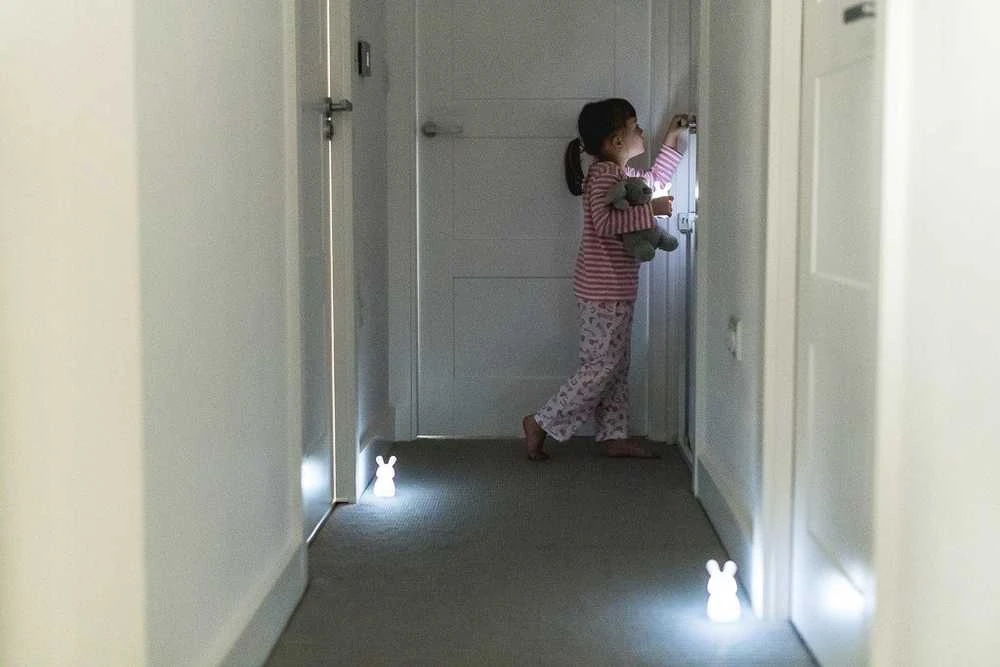 Olala Boutique Olala LED naktinė lempa - Kiškis Charly, rožinė