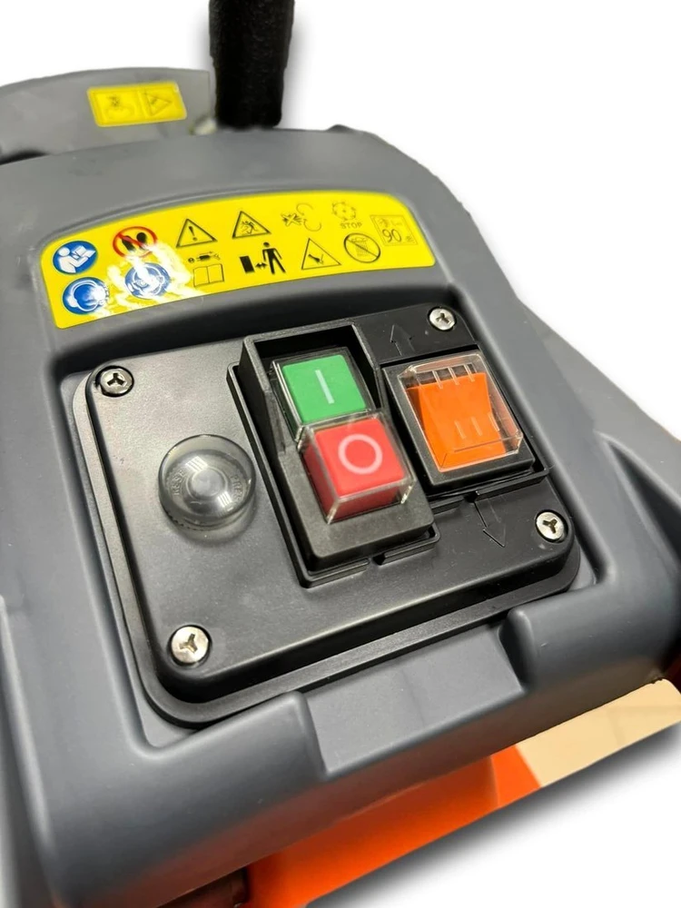 OLEO-MAC Smulkintuvas GAŁĘZI ELEKTRYCZNY ELS2800 2800W