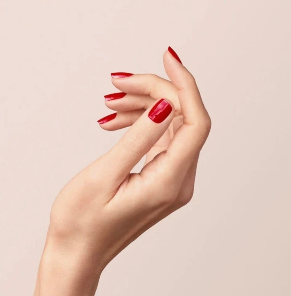 Manucurist Žalias Nagų lakas lakier do paznokci Raudona Cherry 15ml