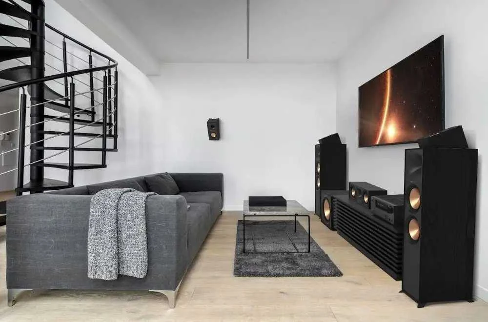ONKYO TX-NR6100 IMtuvas