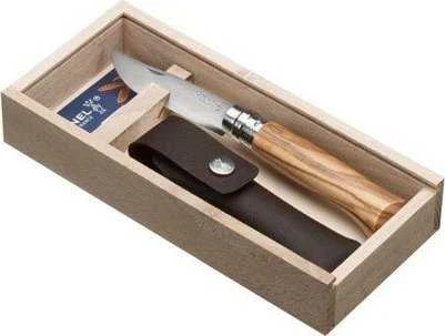Opinel peilis Nr.8 alyvmedžio rankena su dėklu medinėje dėžutėje