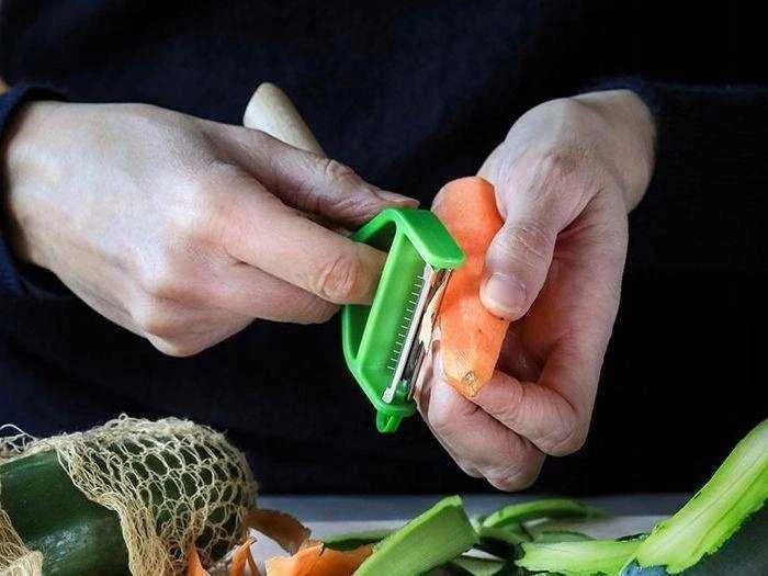 Opinel Peeler T-Duo Wood žalias