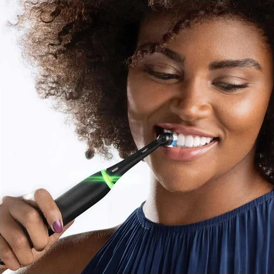 Braun iOG5.1B6.2DK Oral-B iO5 Elektrinis Dantų Šepetėlis Matt Juodas