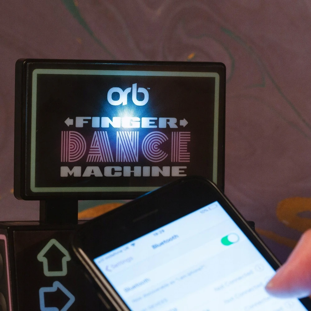 Išmanusis laikrodis Orbi-Tech ThumbsUp! ORB Retro Finger Dance Machine