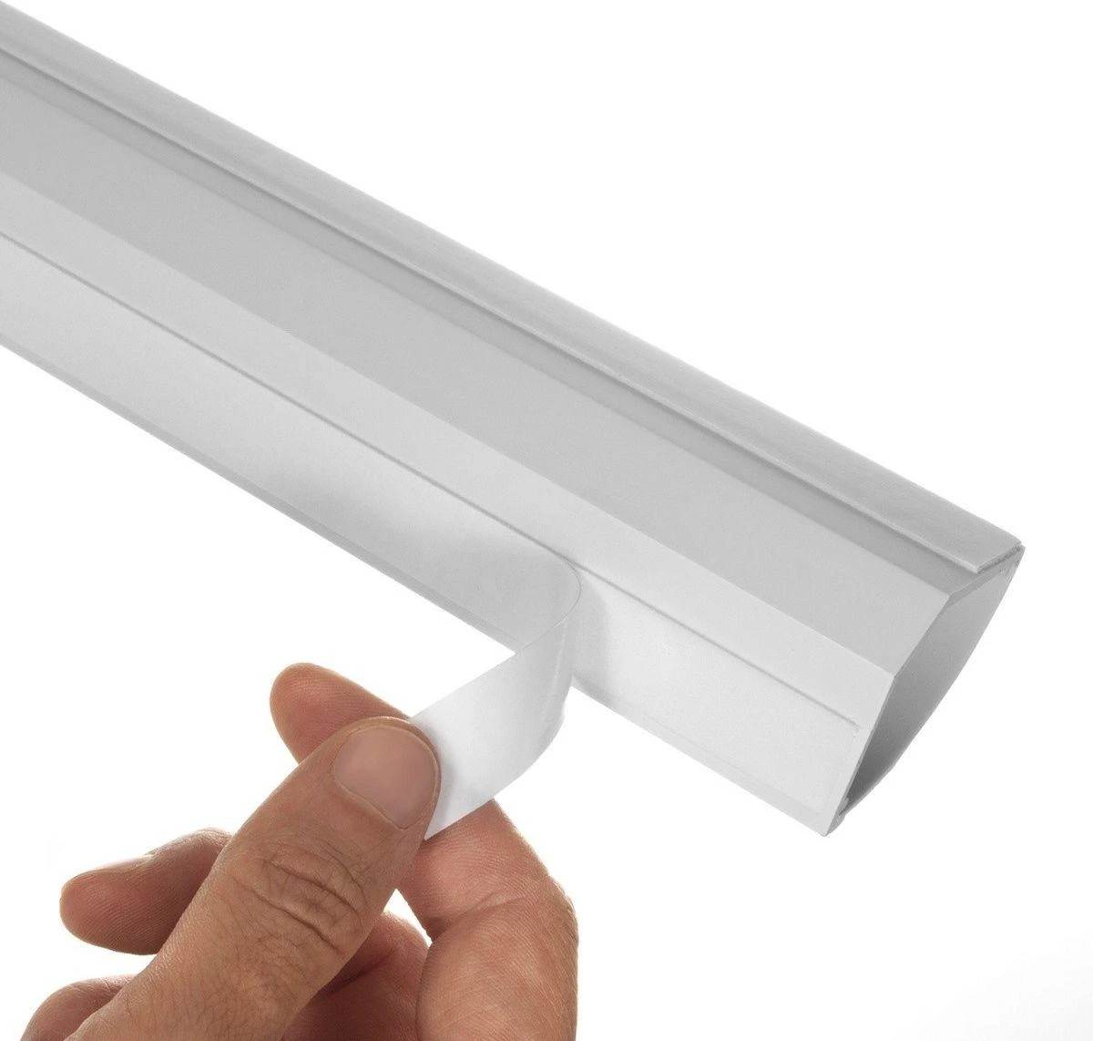 MACLEAN MCTV-577 Maclean MCTV-577 Kabelio dangtelis kabeliniam kanalui 1,5m 73 * 42MM Baltas su juostele