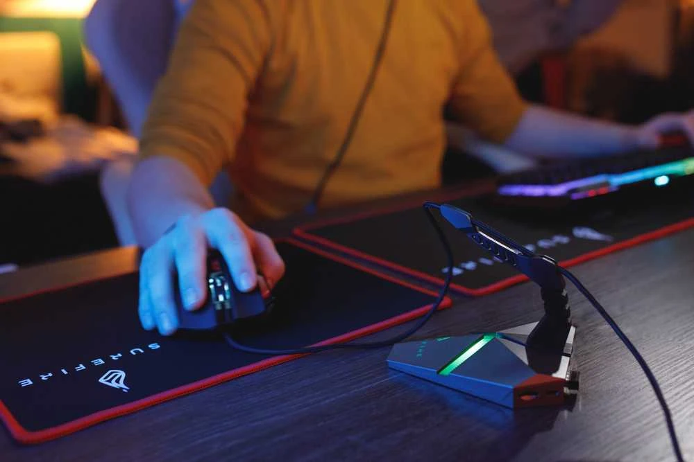 SRR SureFire Axis Bungee HUB USB Pelė Cable Holder