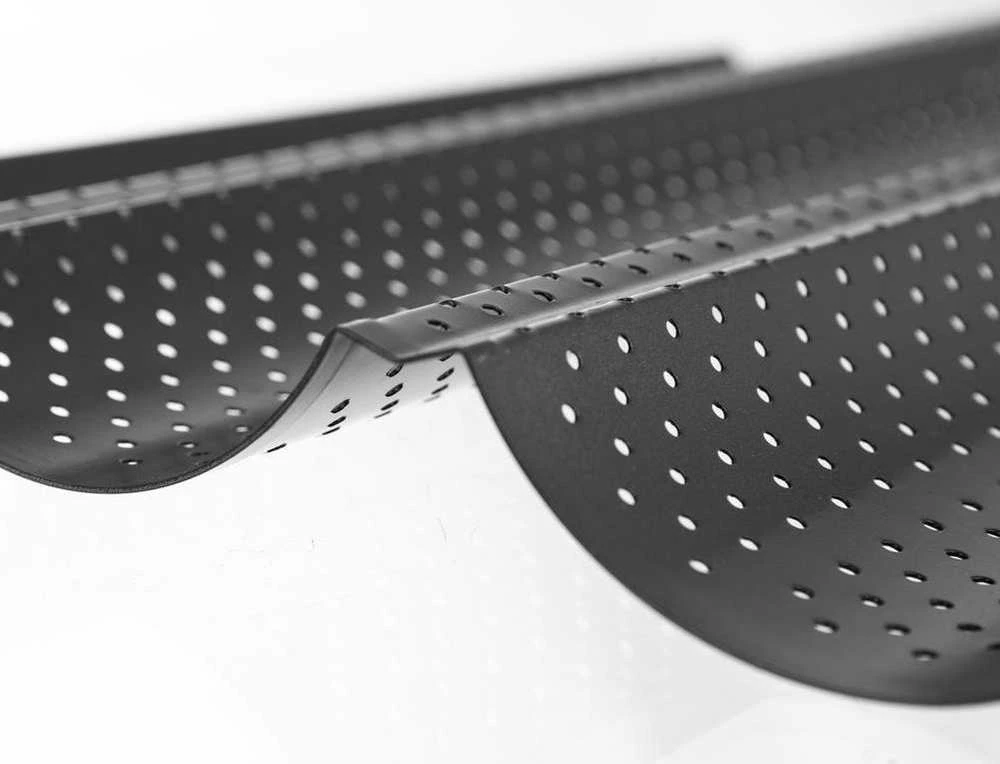 Orion kepimo skarda baguetei 38 cm; Plieninė, nesvylančio paviršiaus, perforuota