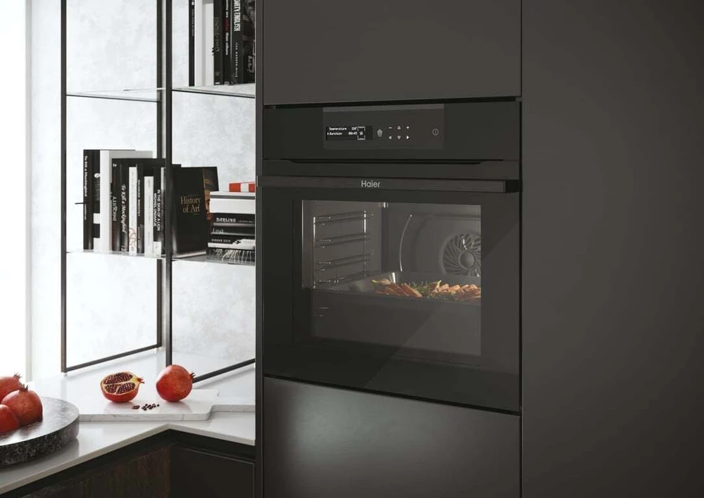 Orkaitė Haier Oven | HWO60SM2B9BH | 70 L | Electric | Pyrolytic/Hydrolytic | Touch | Height 59.5 cm | Plotis 59.5 cm | Juodas