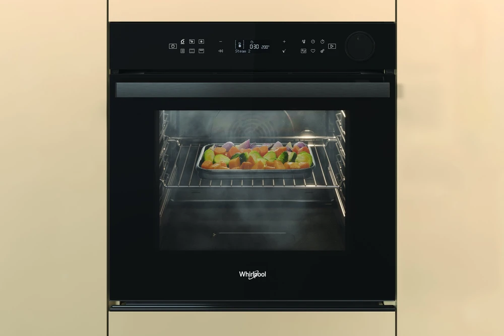 Juodos spalvos įmontuojama orkaitė su pirolize Whirlpool AKZ9S 8270 FB