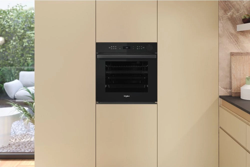 „Whirlpool“ orkaitė | AKZ9S 8220 FB | 73 l | Elektrinė | Hidrolizinė | Elektroninė | Garų funkcija | Konvekcinė | Aukštis 59,5 cm | Plotis 59,5 cm | Juodas