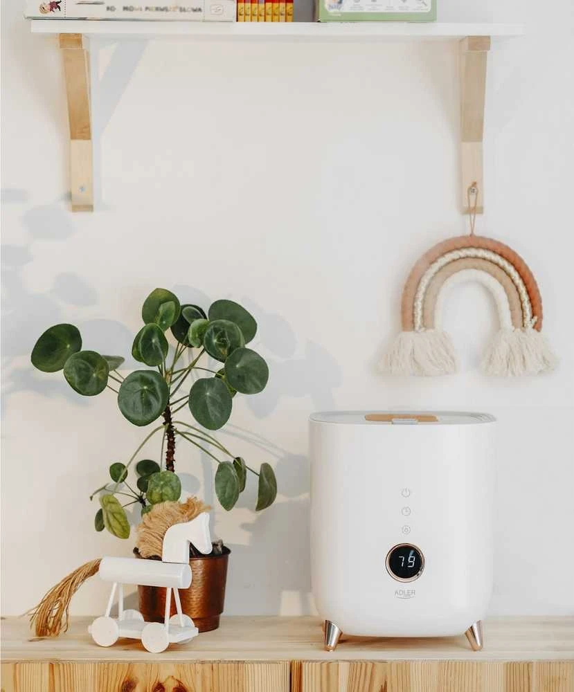 Adler | AD 7972 | Drėkintuvas | 23 W | Vanduo bako talpa 4 L | Tinka kambariams iki 35 m² | Ultragarsinis | Drėkinimo pajėgumas 150-300 ml/val | Baltas
