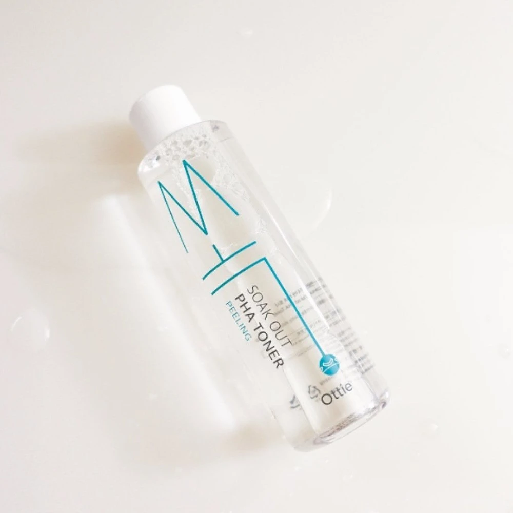 Ottie Soak Out Hydrating & Exfoliating Tonikas Lotion For Face, 210 ml