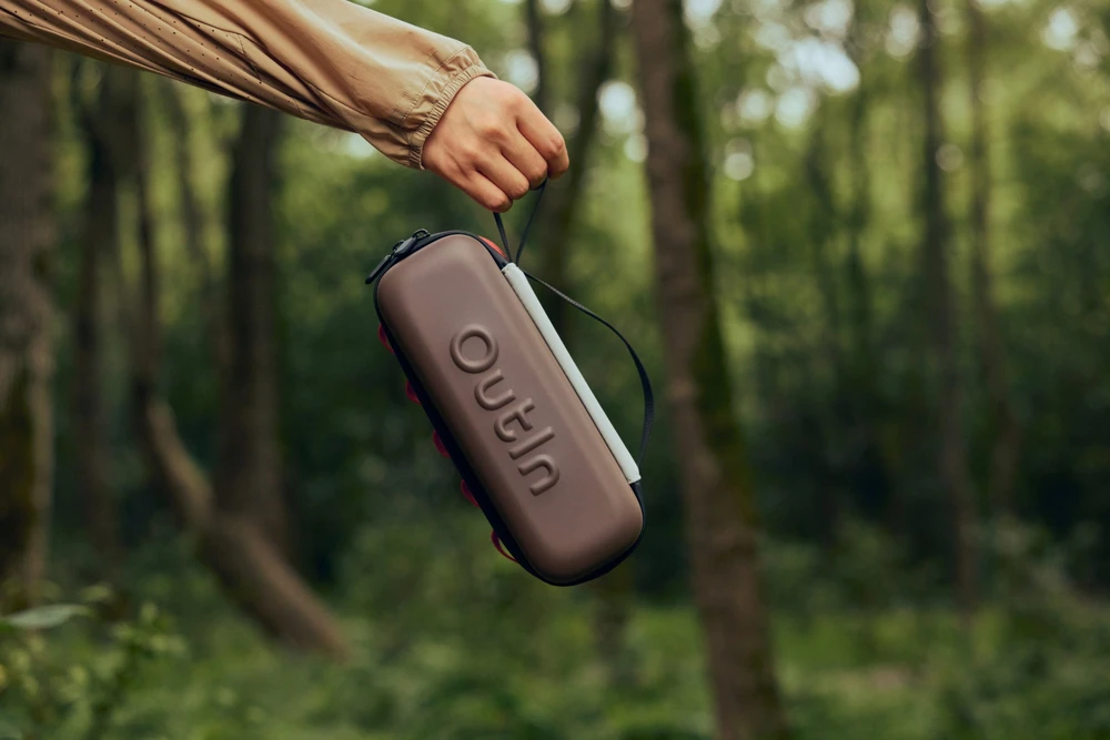 OutIn EVA etui ruda