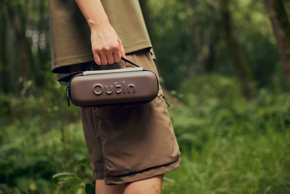 OutIn EVA etui smėlio spalva