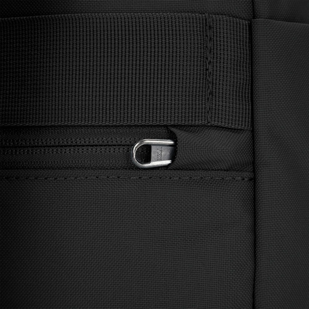 Pacsafe „Go 15 l“ apsauga nuo vagysčių miesto kuprinė – juoda