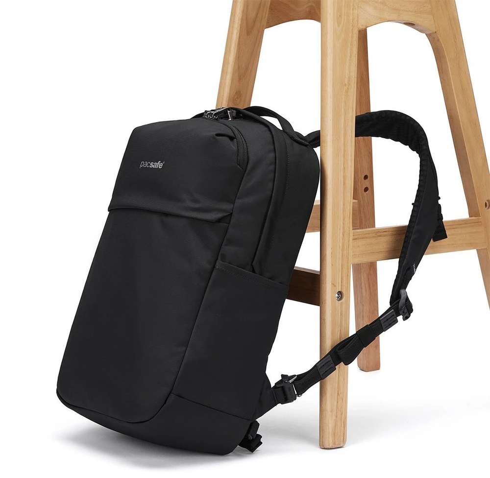 Antivagystinė nešiojamojo kompiuterio kuprinė Pacsafe Vibe 20, 20 l, iki 16", juoda, su RFID apsauga