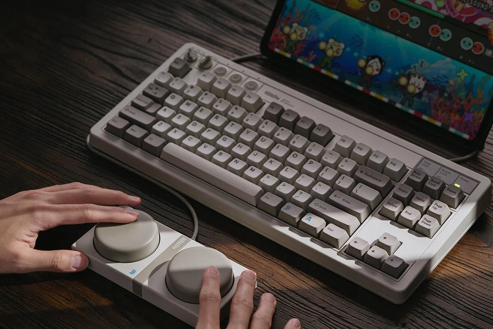 8BitDo Mechaninė klaviatūra Ed.94 | M