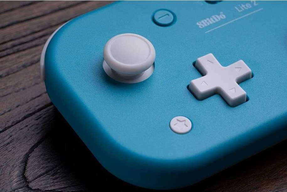 8BitDo Lite 2 belaidis pultelis | BT, USB-C | Switch, Android