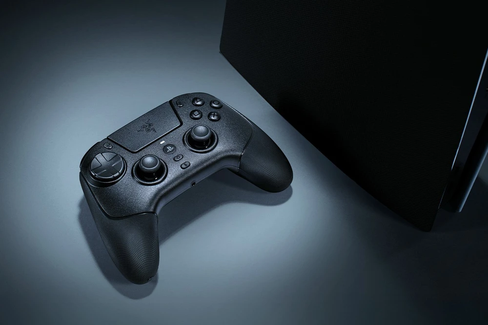 Razer Gaming Controller | Raiju V3 Pro for PS5 & PC | Juodas