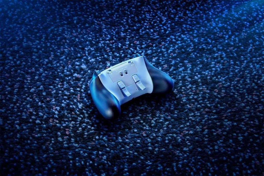 Razer Wolverine V2 Pro Žaidimų pultas laidinis/belaidis, PC, PlayStation 5, Balta/Juoda