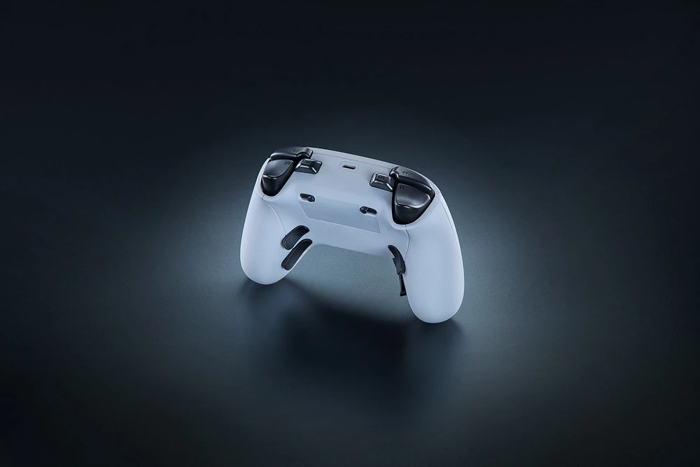 „Razer“ | Žaidimų valdiklis, skirtas „XBOX Series X/S“ ir asmeniniam kompiuteriui | „Wolverin V3 Pro“