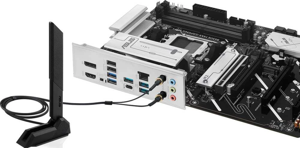 ASUS B650E MAX GAMING WIFI AMD B650 DDR5 ATX pagrindinė plokštė 1xHDMI 1xDP 3xM.2 4xSATA