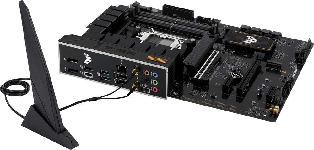 ASUS TUF Gaming A620-PRO WIFI, AMD A620 pagrindinė plokštė, AM5 lizdas, DDR5