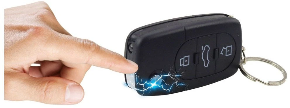 Lean Toys Automobilio raktų pakabukas su LED žibintuvėliu ir elektros šoku
