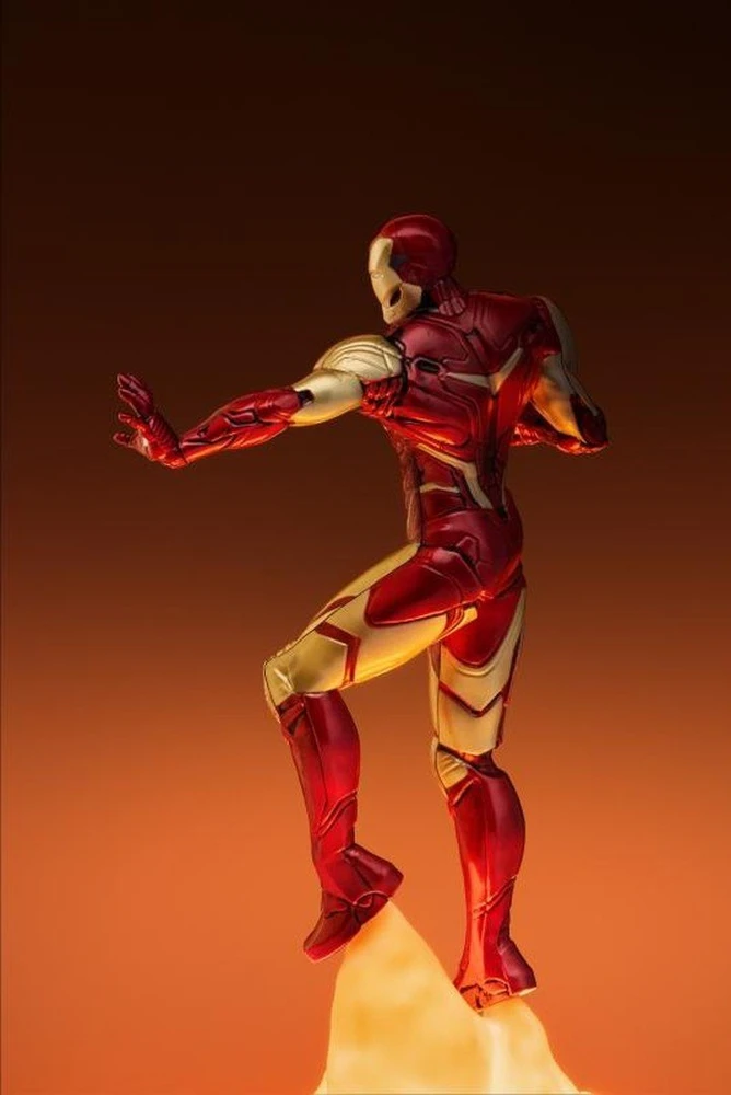 Paladone Marvel Iron Man Diorama lempa | 31,5 cm