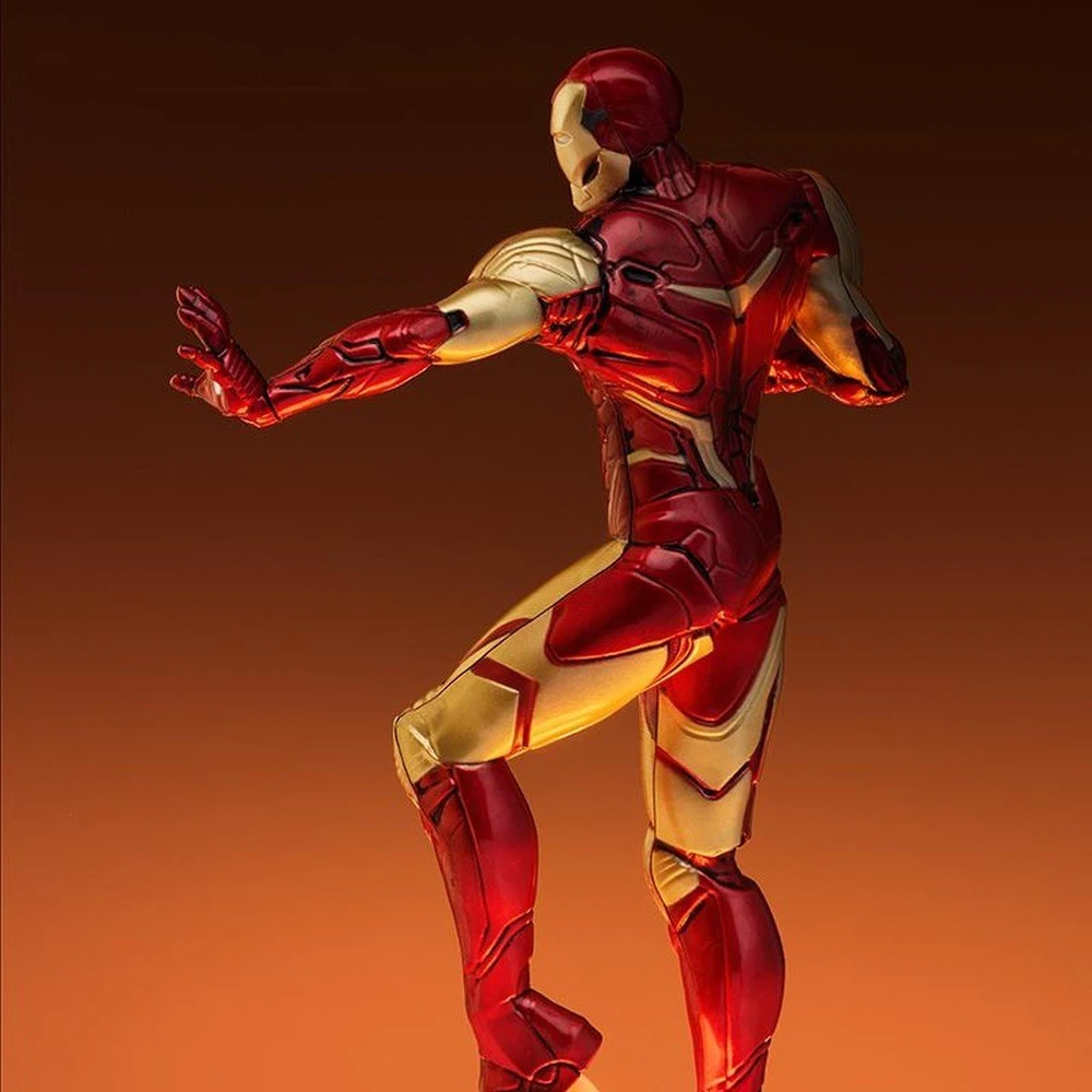 Paladone Marvel Iron Man Diorama lempa | 31,5 cm